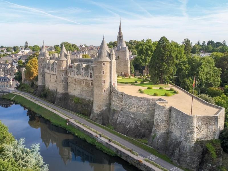 Maison Josselin Proche Chateau Exterior foto